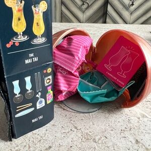 Mini verse happy hour